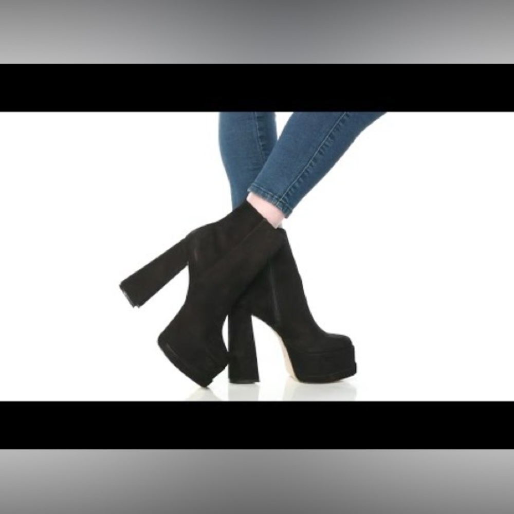 Schutz Nubuck Selene Boots Size 8.5 New